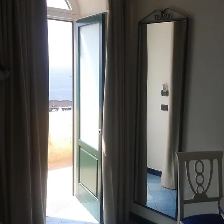 Il Porticciolo Di Amalfi