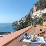 Bed & Breakfast Il Porticciolo Di 3*