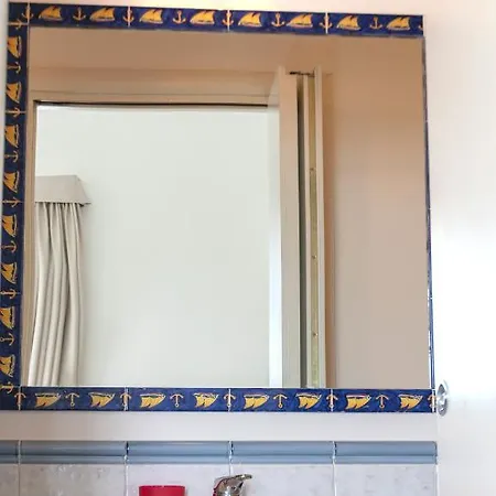 Alojamento de Acomodação e Pequeno-almoço Il Porticciolo Di 3*