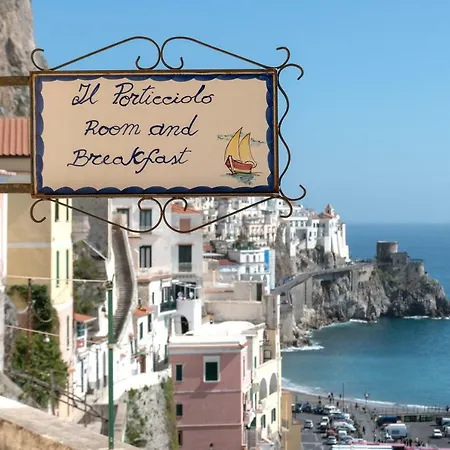 Il Porticciolo Di Couette-café