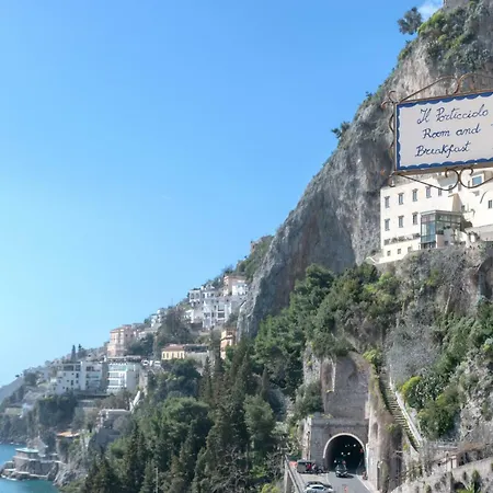 Il Porticciolo Di Амальфи