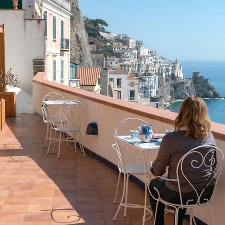 Il Porticciolo Di Frühstückspension 2*